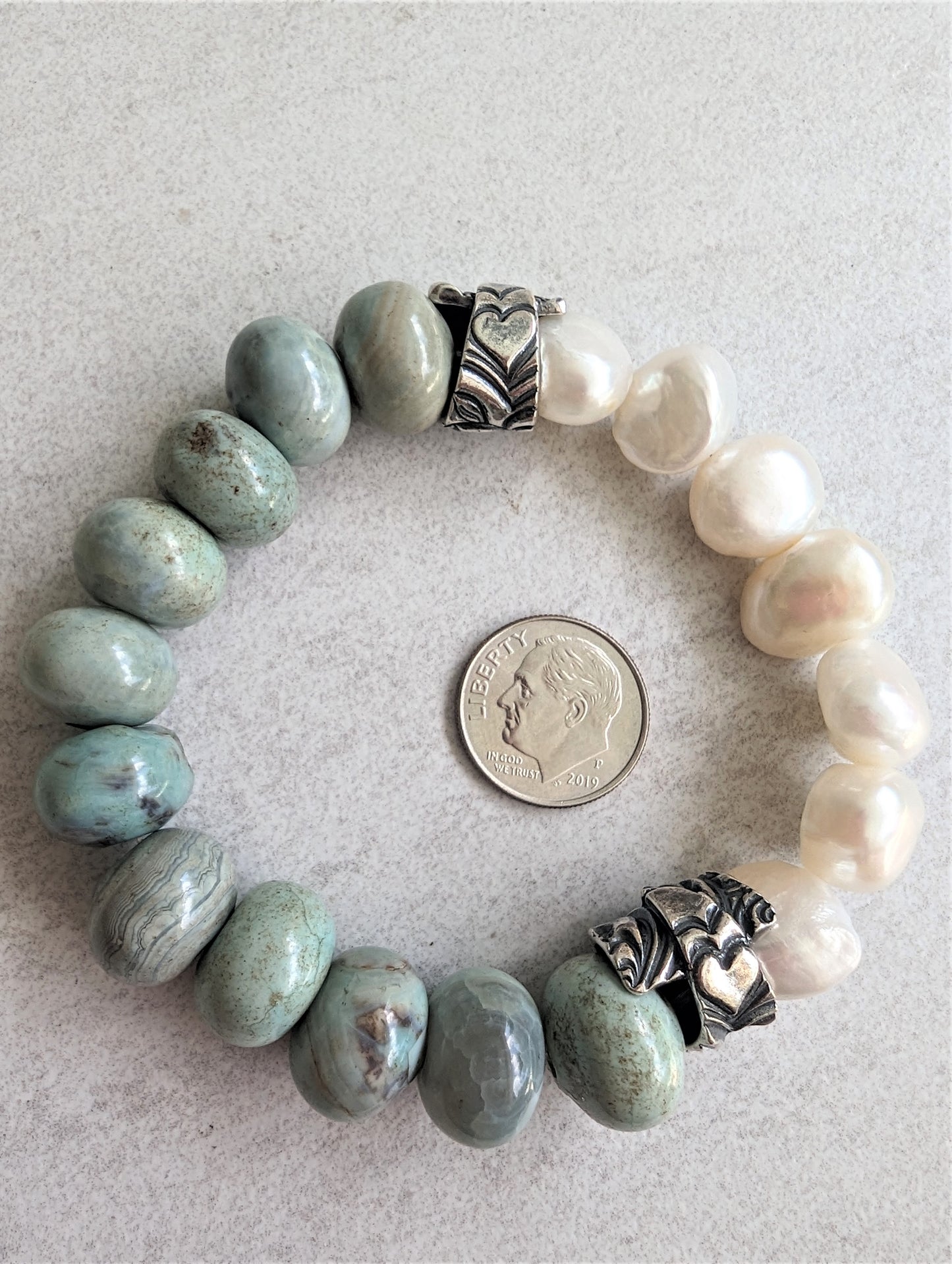 Agate and Pearl Chunky Beachy Bracelet, Artisan Bohemian Elastic Gemstone Bracelet