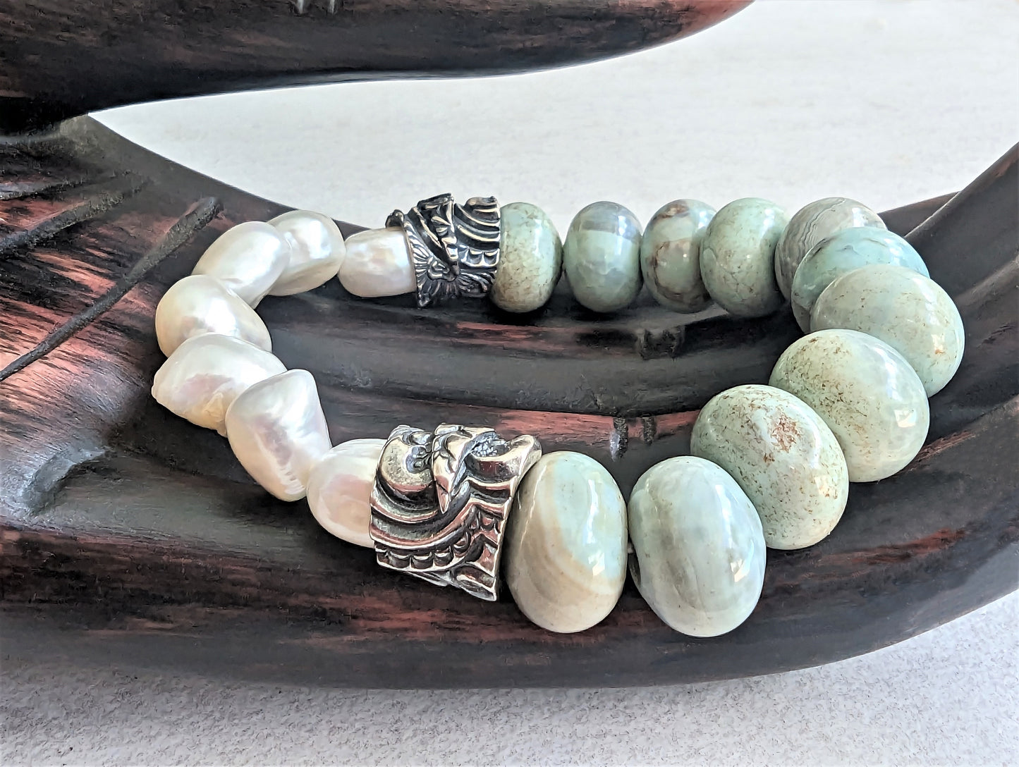 Agate and Pearl Chunky Beachy Bracelet, Artisan Bohemian Elastic Gemstone Bracelet
