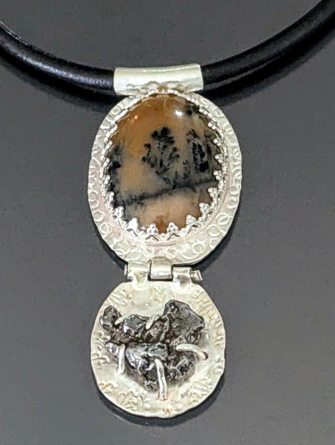Out-of-This-World Meteorite and Dendritic Agate Kinetic Pendant Necklace