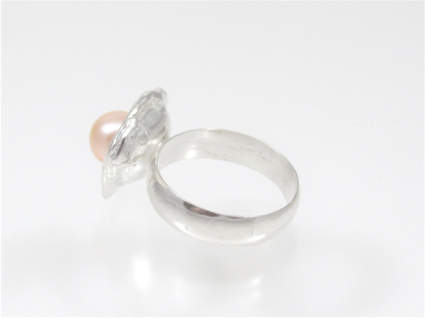 Peach Pearl in Silver Water Droplet Ring, Eco-Friendly Recycled Silver Ring, Unique Artisan Bohemian Jewelry